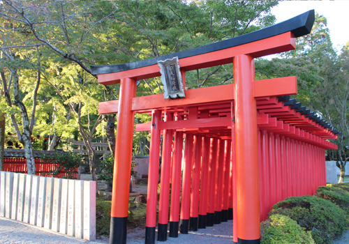 赤い鳥居