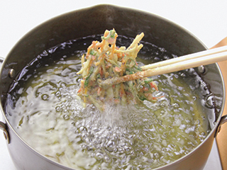 揚げる