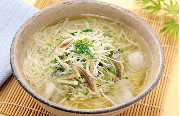 香味野菜としらすのそうめん